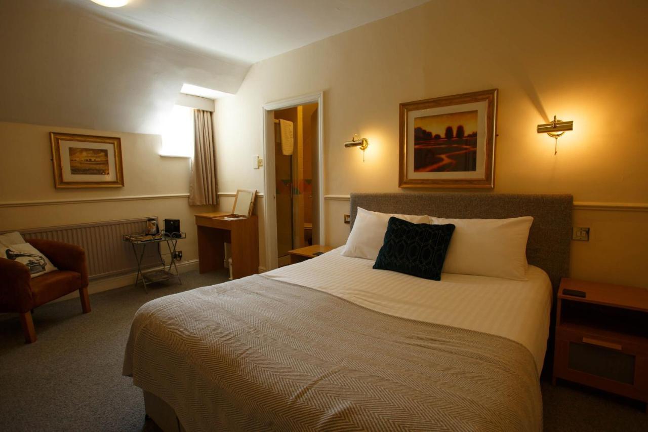 Отель The Egerton Arms Честер Экстерьер фото